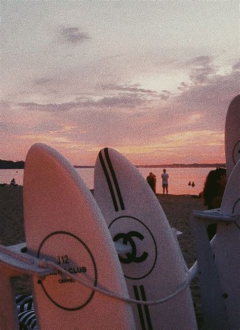 Chanel surfboard wallpaper